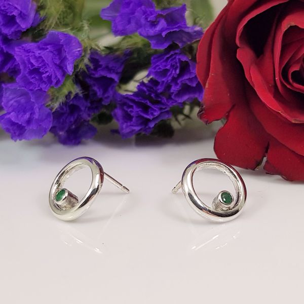 Picture of Emerald ring earrings